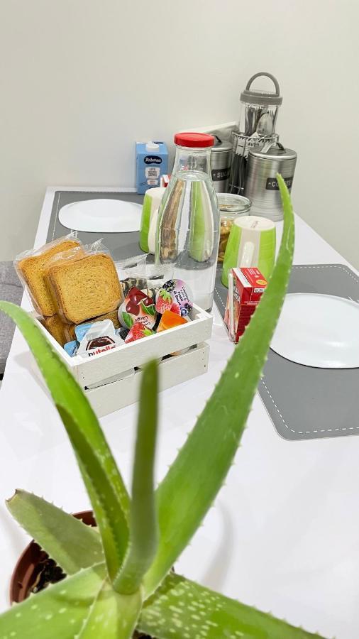 Al Quattordici Apartment Бриндизи Екстериор снимка