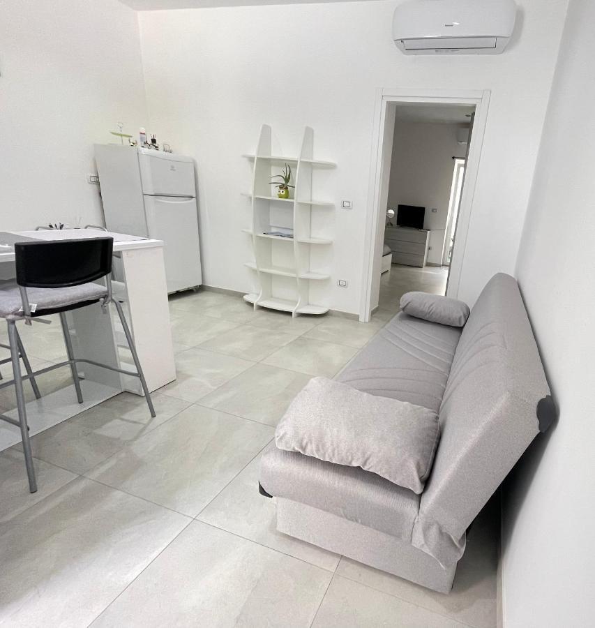 Al Quattordici Apartment Бриндизи Екстериор снимка